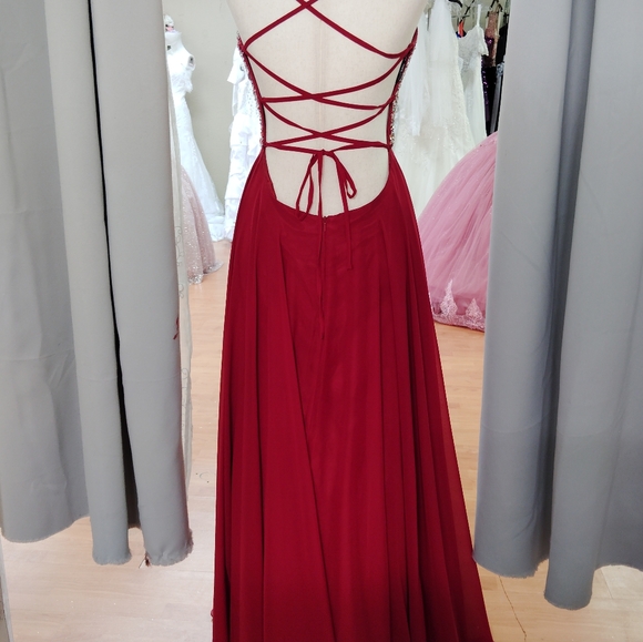 Prom/bridesmaid - Picture 2 of 2